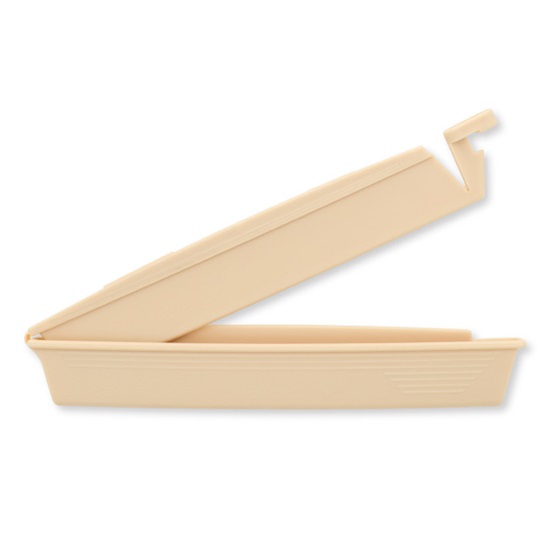 Hollister Incorporated drainable pouch clamp open 8770 